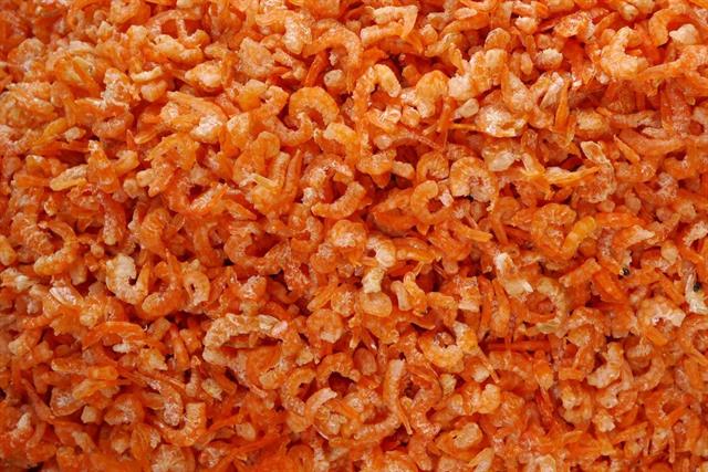 Vì sao người Việt chuộng tôm khô ngày Tết?